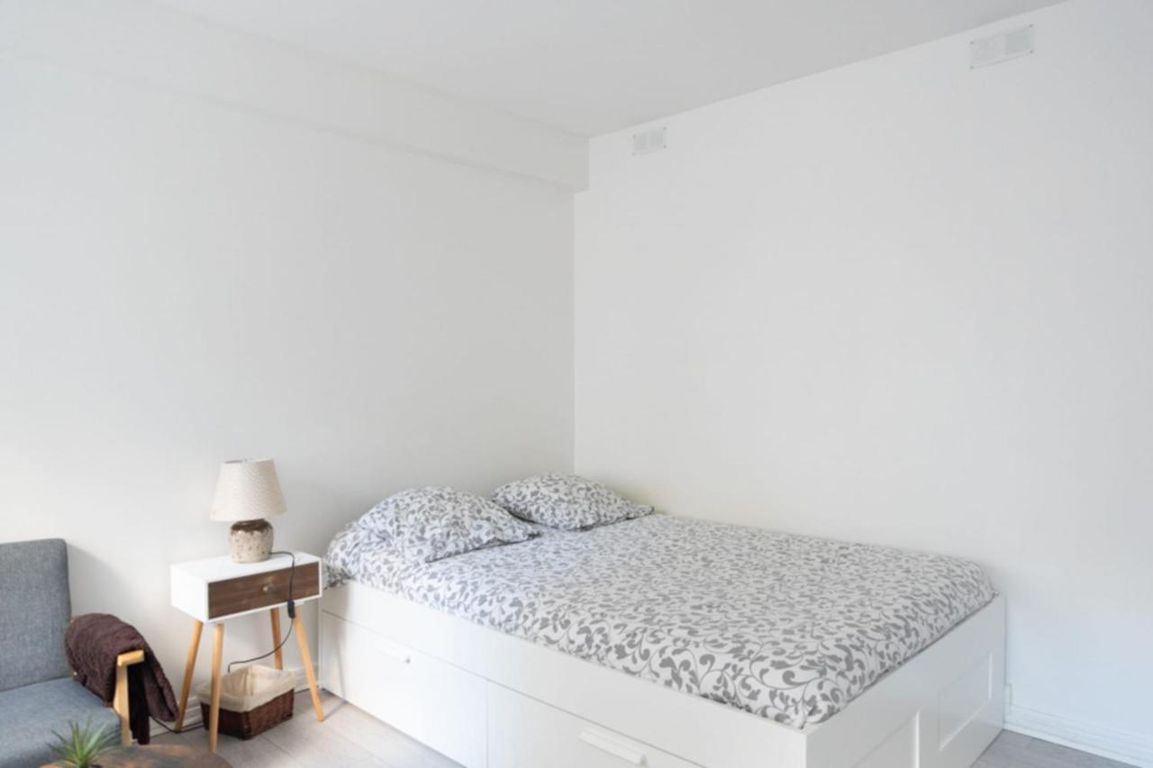 פריז Spacious Studio In The Center Of Montmartre מראה חיצוני תמונה